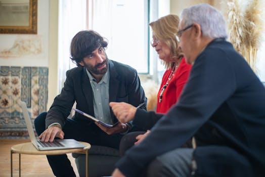 Beyond the Claim Form: When Does an Insurance Claim Lawyer Become Your Ally?
