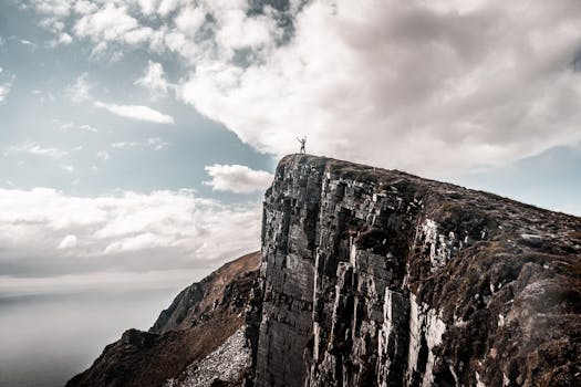 The Shifting Sands of Processing Power: Edge Versus Cloud Computing